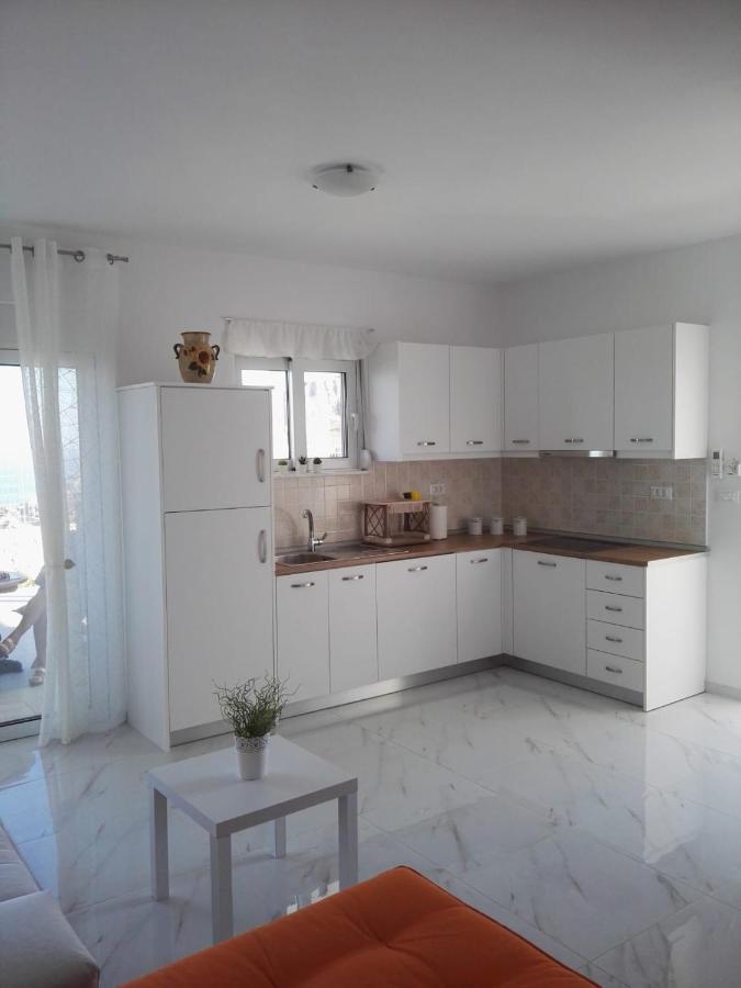 Bouganville Stegna Archangelos (Rhodes)