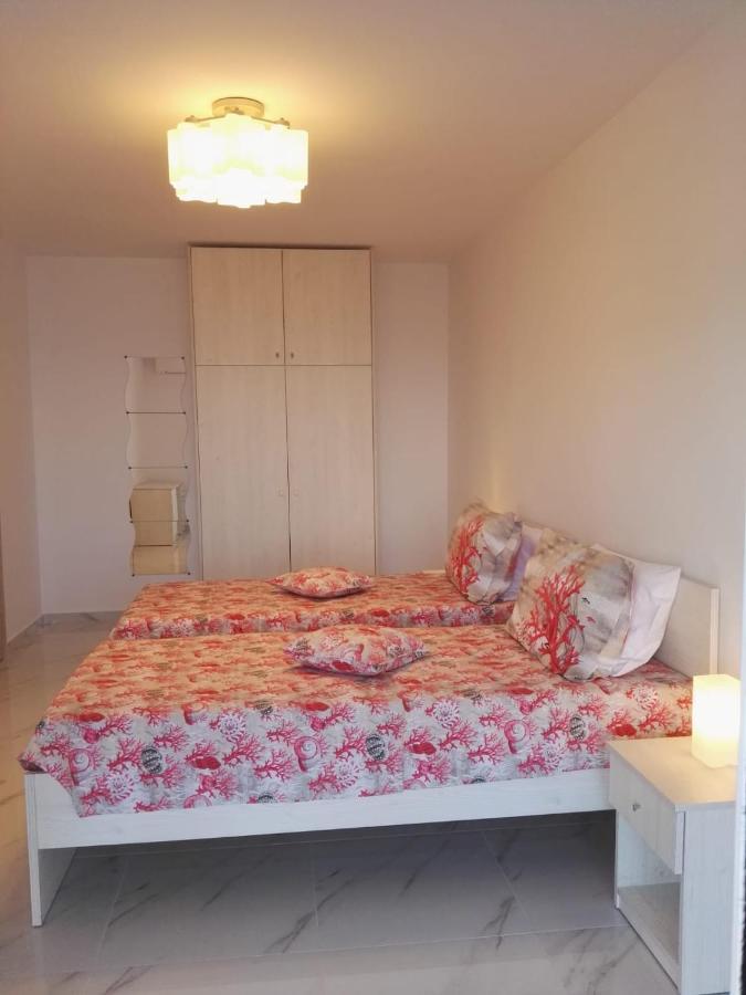 Bouganville Stegna Tatil Evi