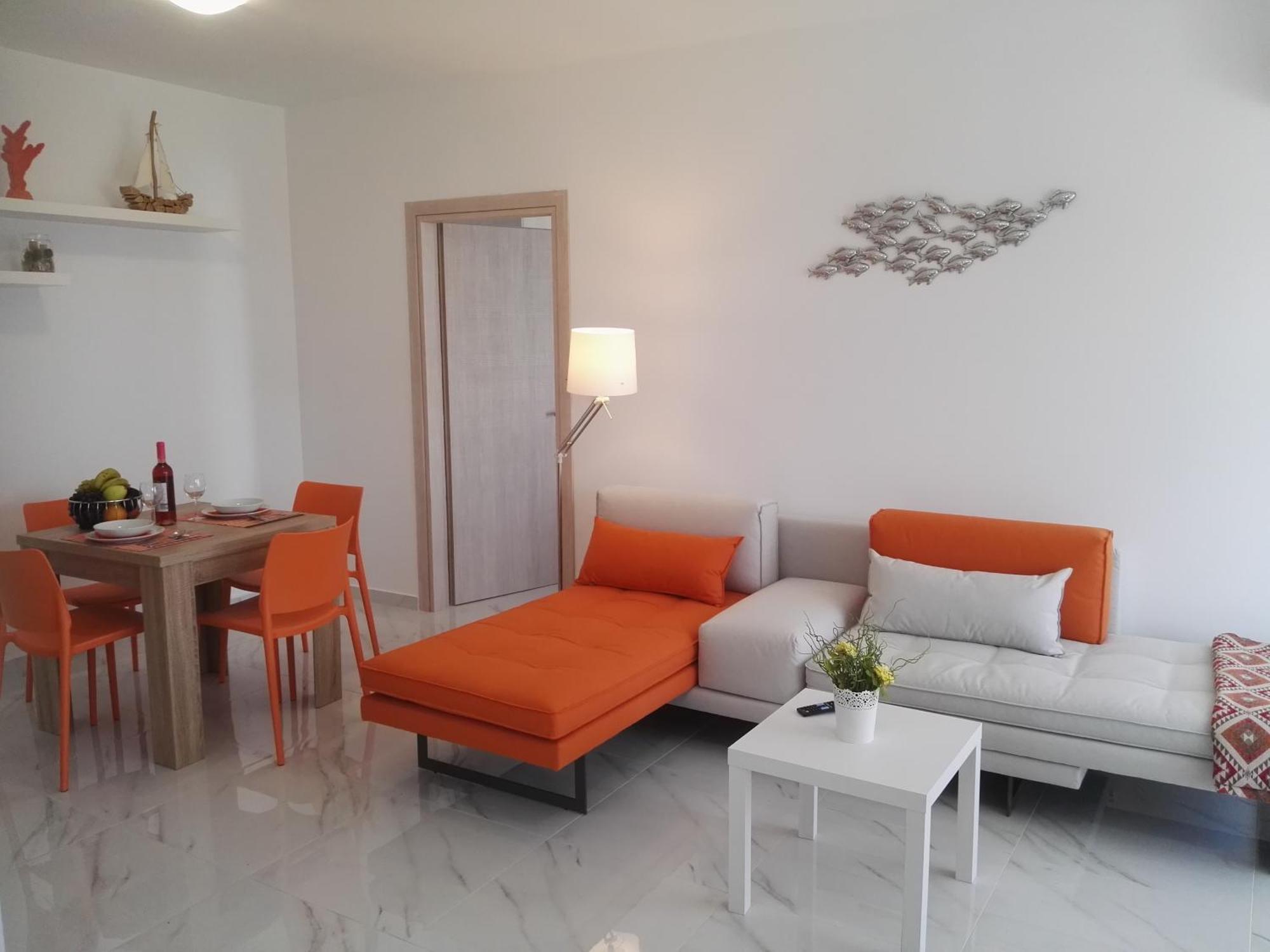 Bouganville Stegna Tatil Evi *